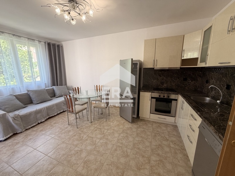 Продава 2-СТАЕН, гр. Варна, Бриз, снимка 2 - Апартаменти - 55836175