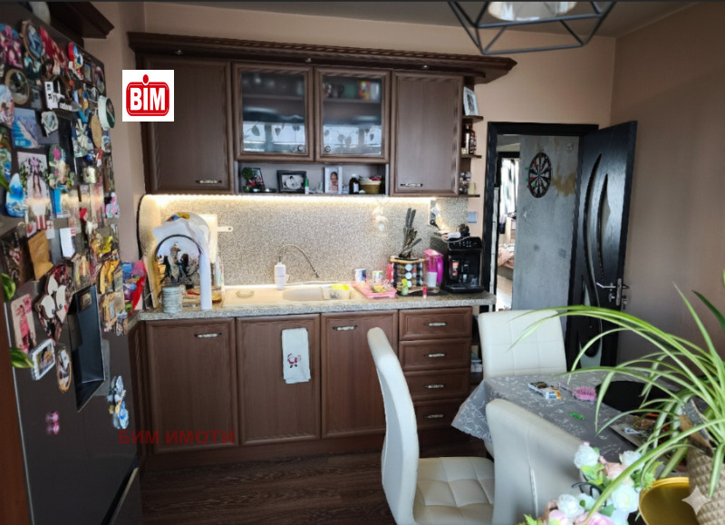 Продава 3-СТАЕН, гр. Пловдив, Южен, снимка 4 - Апартаменти - 53162039