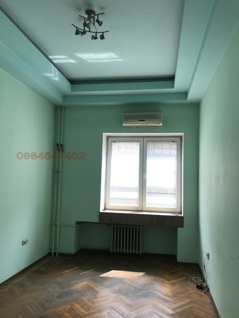 Продава ОФИС, гр. София, Център