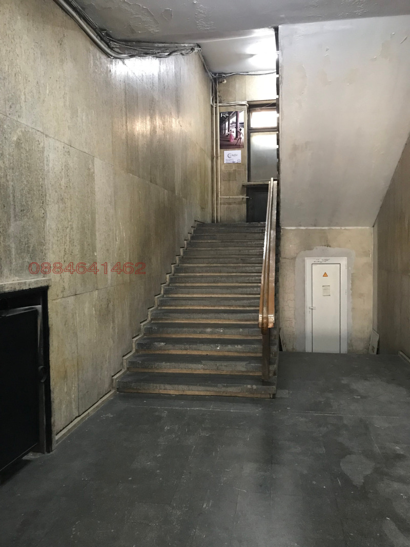 Продава ОФИС, гр. София, Център, снимка 11 - Офиси - 53315060