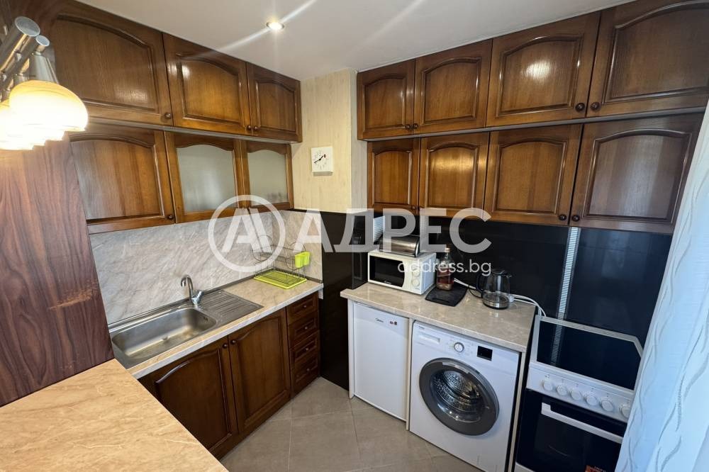 Продава 3-СТАЕН, гр. София, Хиподрума, снимка 2 - Апартаменти - 54462716