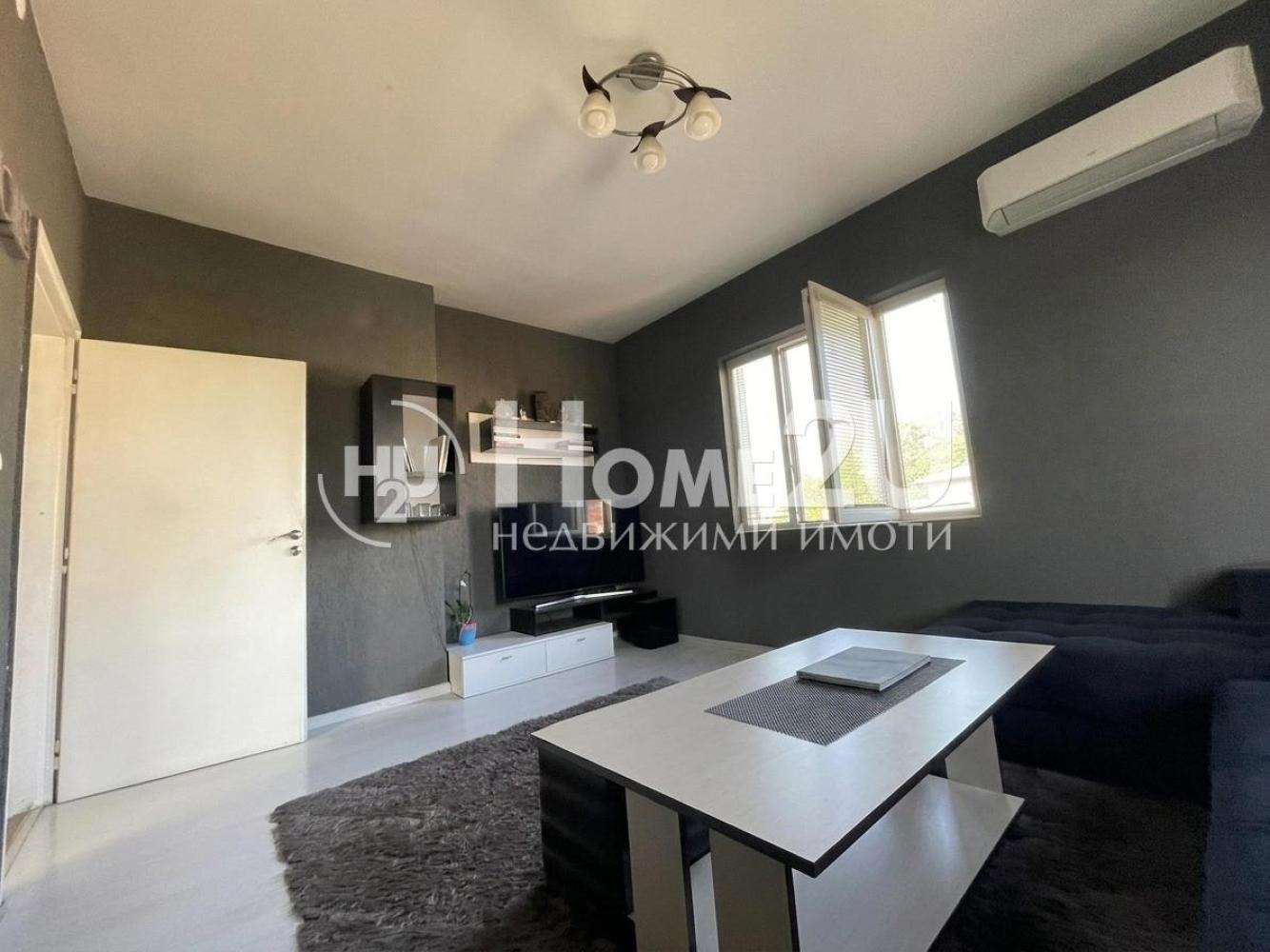 Продава ЕТАЖ ОТ КЪЩА, гр. Пловдив, Прослав, снимка 3 - Етаж от къща - 54938896