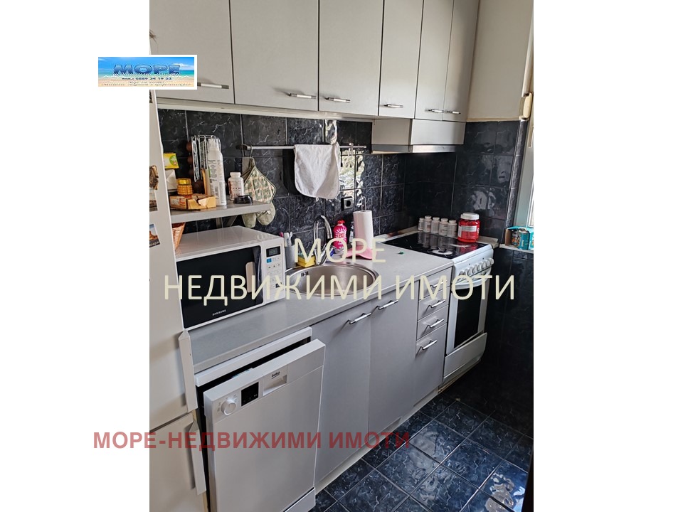 Продава КЪЩА, гр. Бургас, Долно Езерово, снимка 2 - Къщи - 52285182
