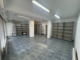 Дава под наем Магазин