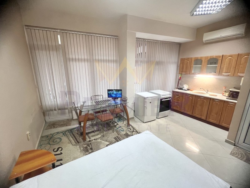 Дава под наем 1-СТАЕН, гр. Варна, Зимно кино Тракия, снимка 3 - Апартаменти - 53172328