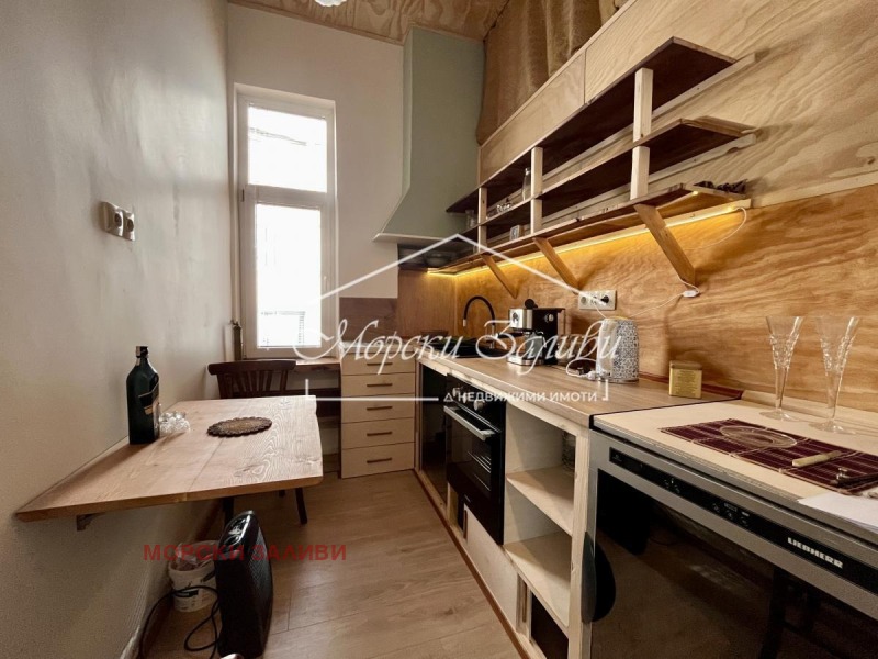Дава под Наем 3-СТАЕН в град Бургас, Център - 85 кв.м / 750 € » 1 466.87 лв., МОРСКИ ЗАЛИВИ