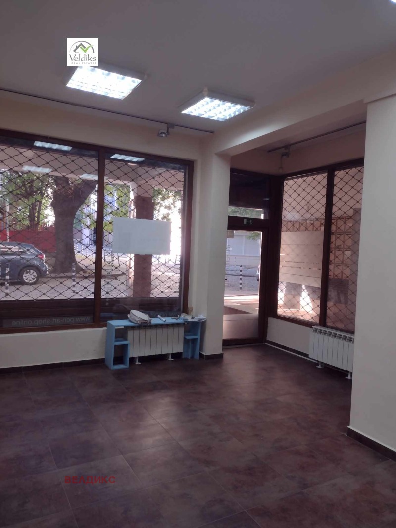 A louer  Boutique Sofia , Banichora , 42 m² | 84960945 - image [2]