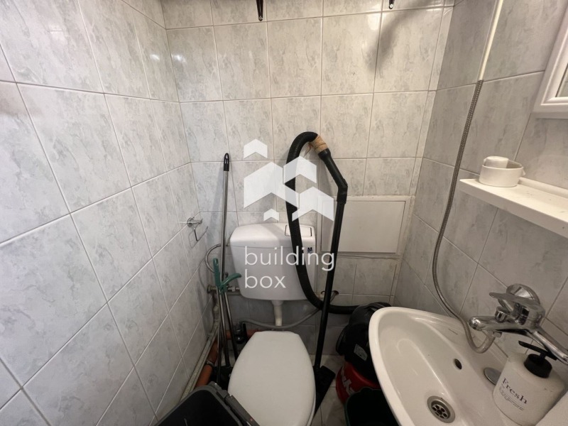 Дава под наем МАГАЗИН, гр. София, Гео Милев, снимка 12 - Магазини - 52987440