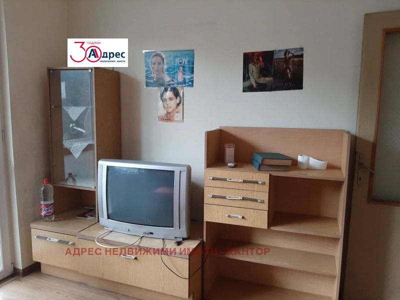 Дава под наем 1-СТАЕН, гр. Пазарджик, Идеален център, снимка 3 - Апартаменти - 52651983