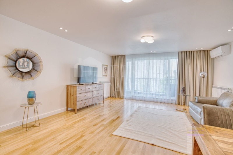 Zu vermieten  1 Schlafzimmer Sofia , Zentar , 90 qm | 64923351 - Bild [7]