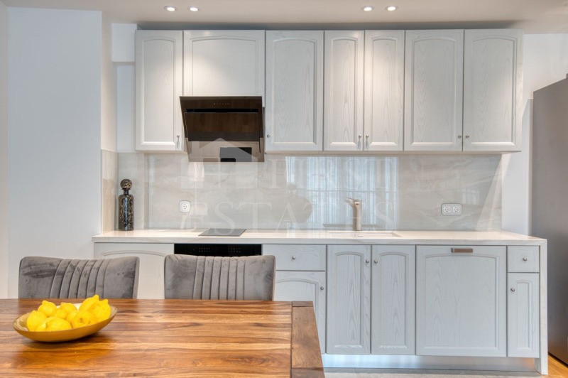 Zu vermieten  1 Schlafzimmer Sofia , Zentar , 90 qm | 64923351 - Bild [8]