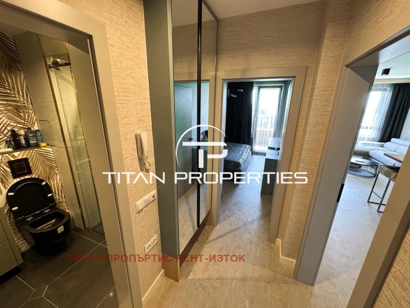 Дава под наем 2-СТАЕН, гр. Бургас, Изгрев, снимка 4 - Апартаменти - 52719728