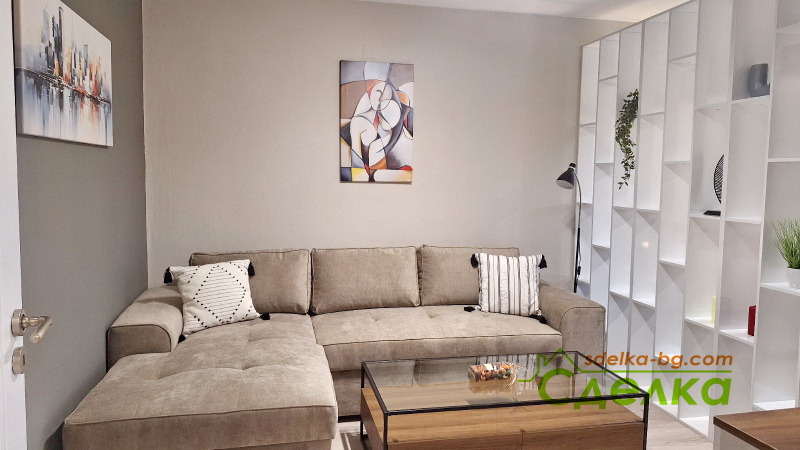 A louer  1 chambre Gabrovo , Tsentar , 55 m² | 92929978 - image [13]