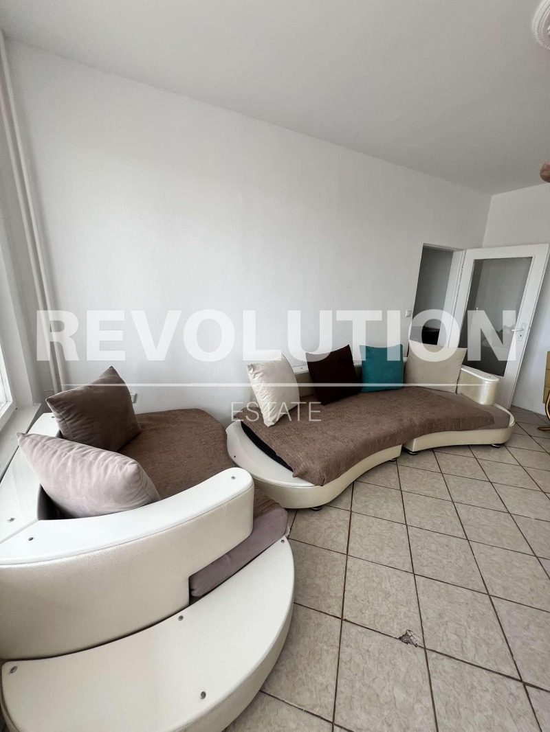 Do wynajęcia  1 sypialnia Warna , Awtogara , 75 mkw | 39445520 - obraz [3]