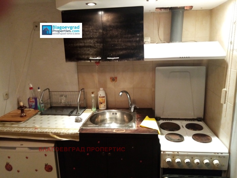 Дава под наем 3-СТАЕН, гр. Благоевград, Широк център, снимка 4 - Апартаменти - 53174625