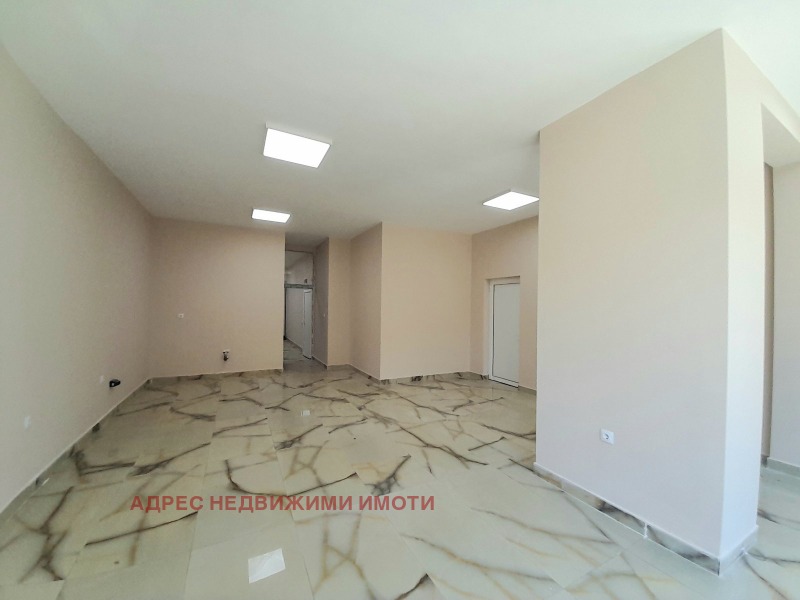 Kiralık  Mağaza Stara Zagora , ORB , 90 metrekare | 73711232