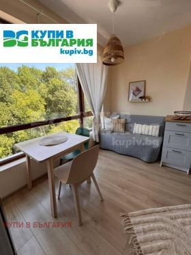 1 chambre Asparouhovo, Varna 1