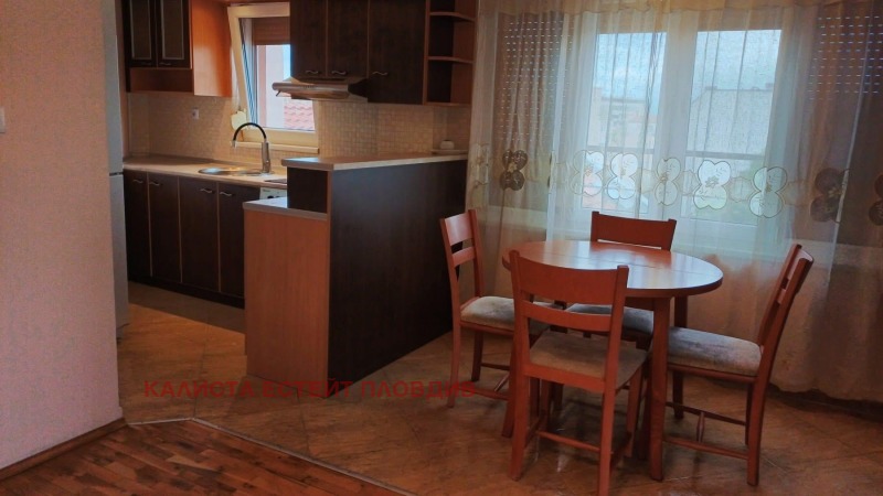 En renta  1 dormitorio Plovdiv , Tsentar , 64 metros cuadrados | 72783367