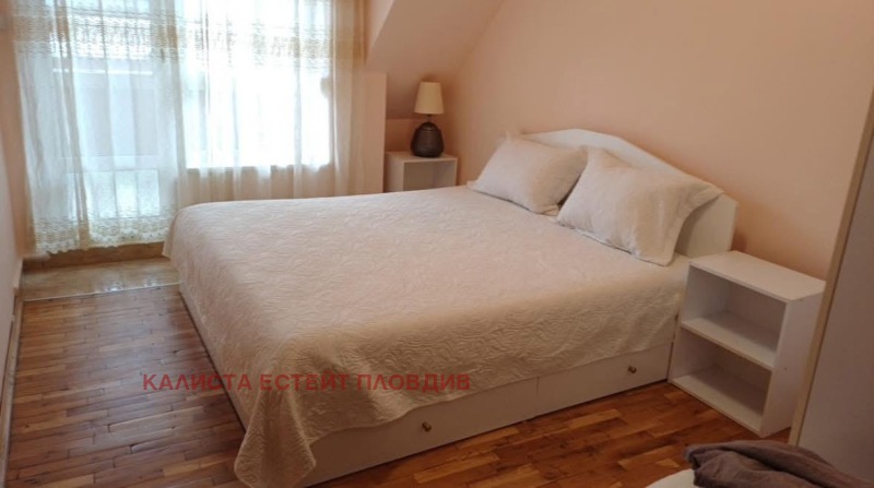 En renta  1 dormitorio Plovdiv , Tsentar , 64 metros cuadrados | 72783367 - imagen [3]