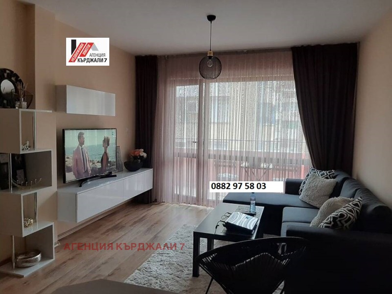 De inchiriat  1 dormitor Cârdjali , Țentâr , 67 mp | 10719887