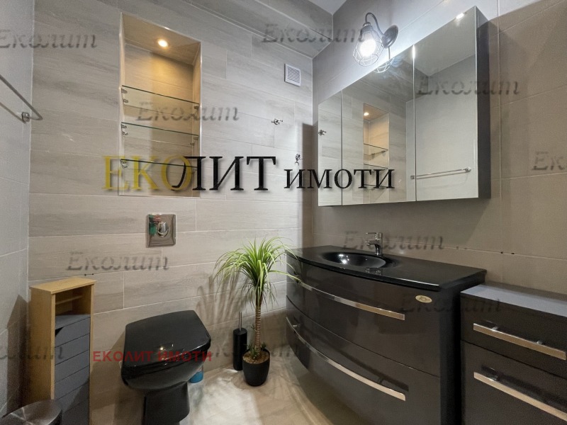 För uthyrning  2 sovrum Sofia , Izgrev , 140 kvm | 70879548 - bild [14]
