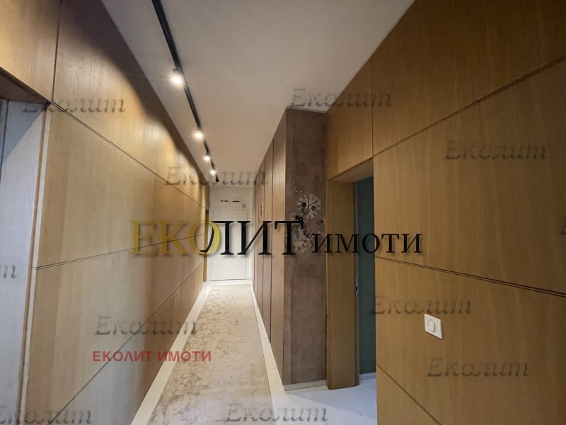 För uthyrning  2 sovrum Sofia , Izgrev , 140 kvm | 70879548 - bild [4]