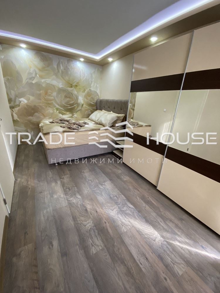 Zu vermieten  2 Schlafzimmer Plowdiw , Zentar , 112 qm | 87035516 - Bild [11]