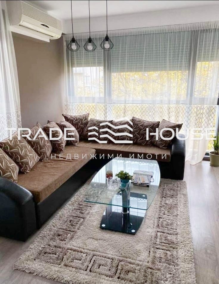 Zu vermieten  2 Schlafzimmer Plowdiw , Zentar , 112 qm | 87035516 - Bild [2]