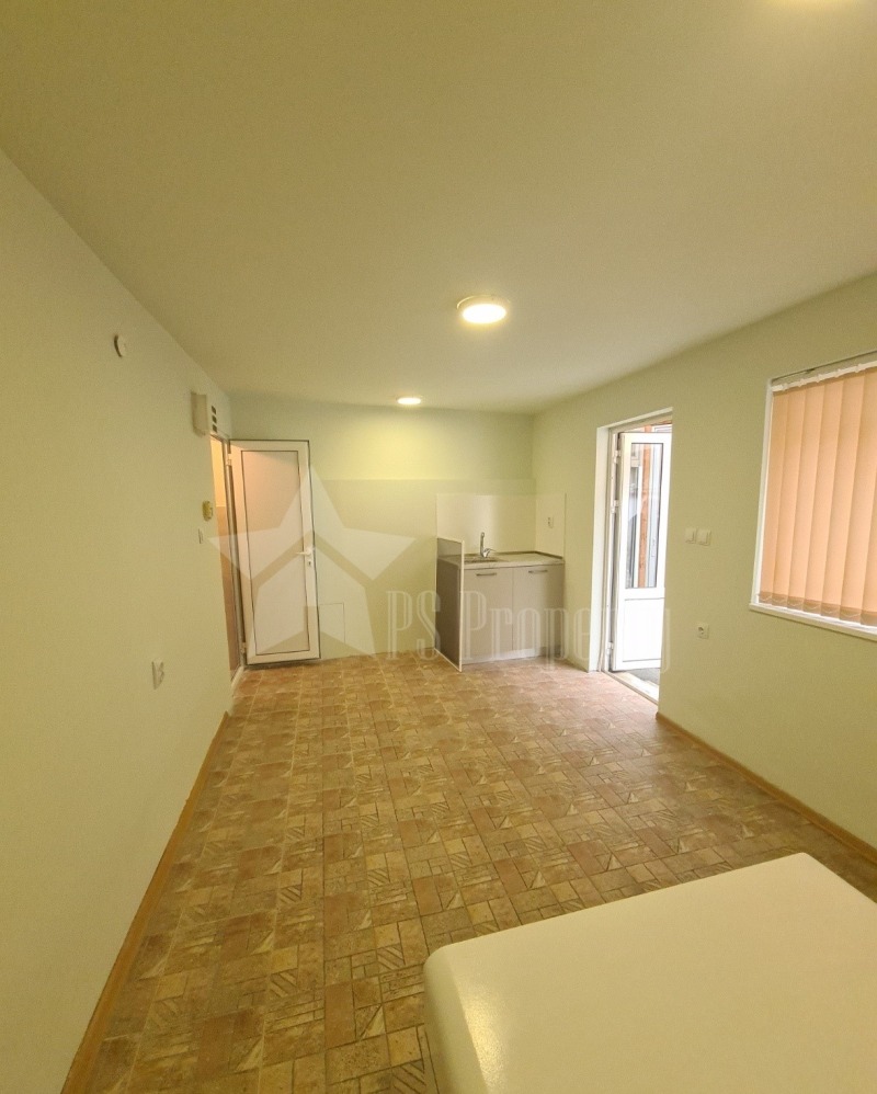 A louer  Bureau Stara Zagora , Ayazmoto , 20 m² | 79753928 - image [4]
