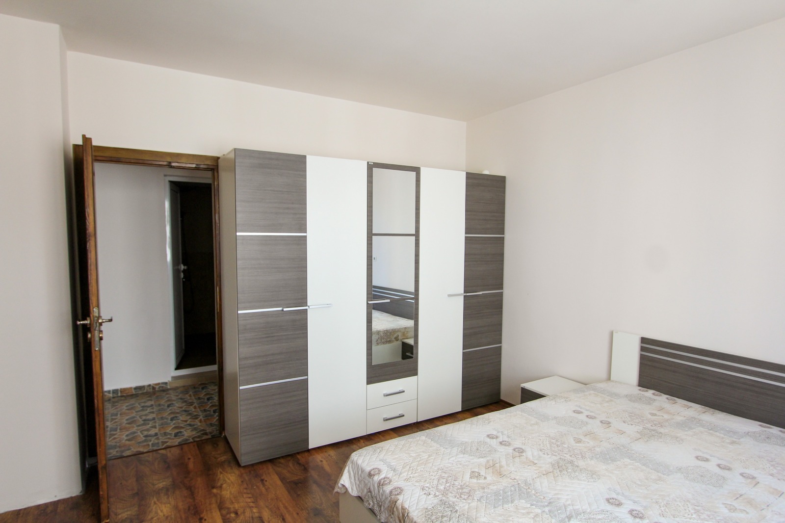 Дава под наем 3-СТАЕН, гр. София, Сухата река, снимка 7 - Апартаменти - 54099990