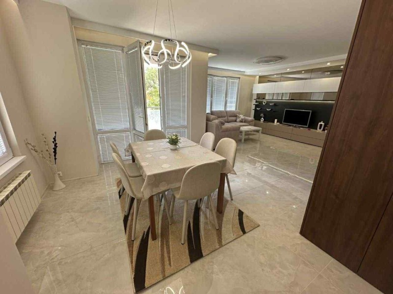 A louer  3 chambres Sofia , Manastirski livadi , 155 m² | 74772914 - image [7]