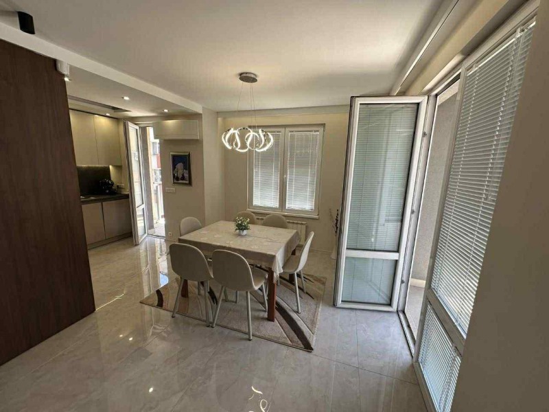 A louer  3 chambres Sofia , Manastirski livadi , 155 m² | 74772914 - image [5]