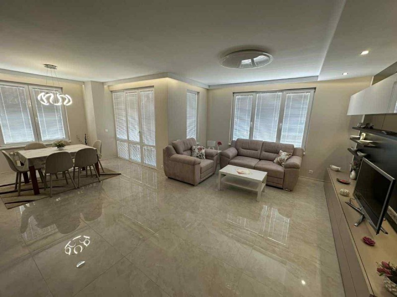 Дава под нем  4-стаен, град София, Манастирски ливади • 1 500 EUR • ID 74084701 — holmes.bg - [1] 