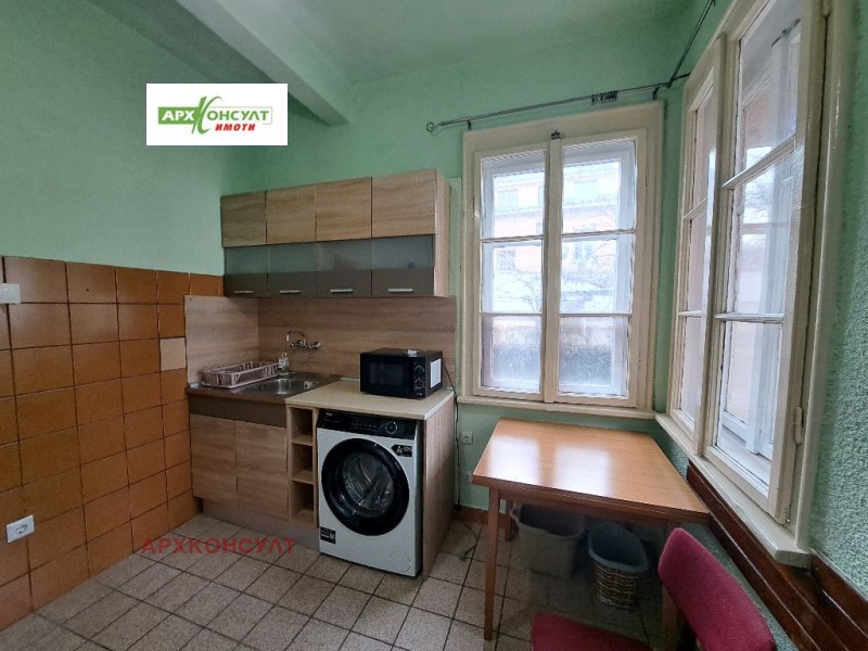 Дава под наем 2-СТАЕН, гр. София, Център, снимка 2 - Апартаменти - 53087664