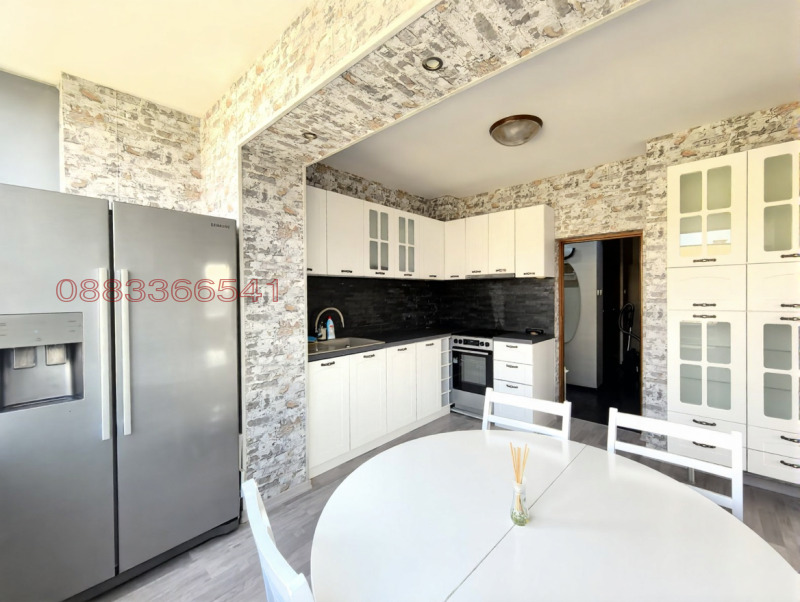 Дава под наем 4-СТАЕН, гр. Русе, Център