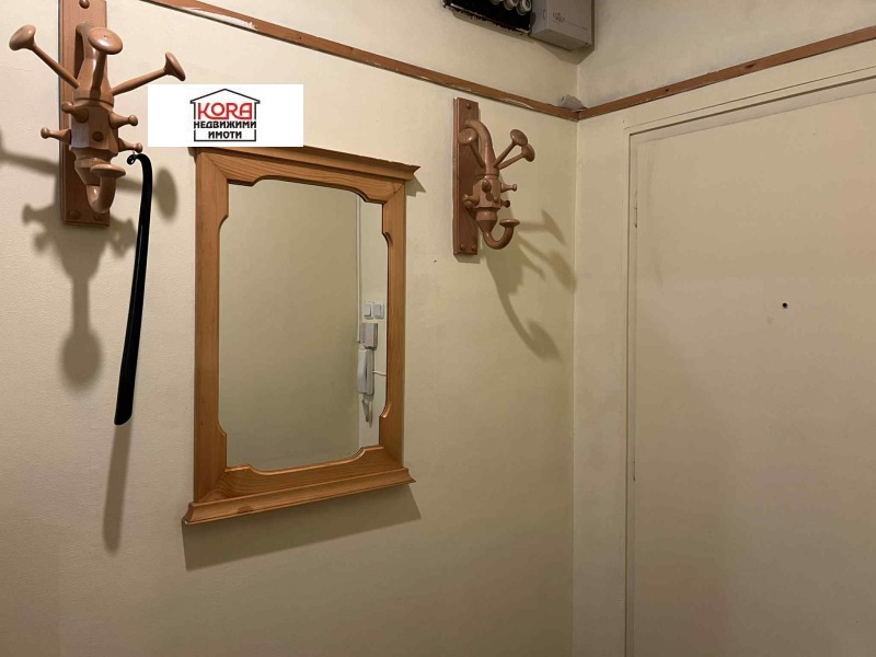 Дава под наем 4-СТАЕН, гр. Плевен, Широк център, снимка 12 - Апартаменти - 52467574