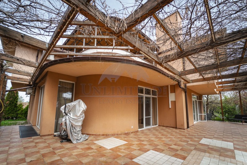 For Rent  House Sofia , Pancharevo , 500 sq.m | 61132259