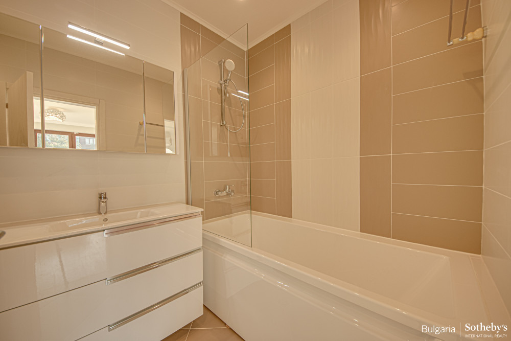 Дава под наем МНОГОСТАЕН, гр. София, Бояна, снимка 16 - Апартаменти - 53529540