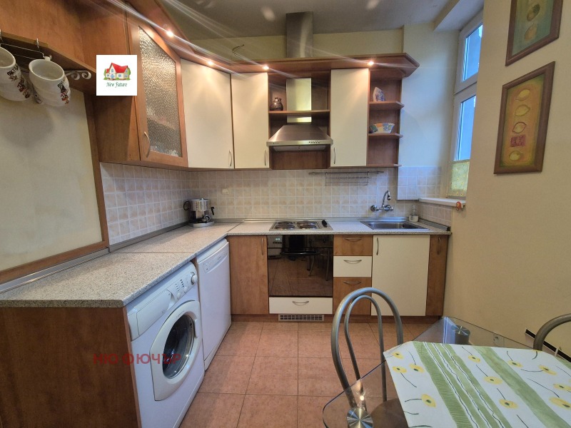 Дава под Наем 3-СТАЕН в град София, Център - 105 кв.м / 750 € » 1 466.87 лв., НЮ ФЮЧЪР