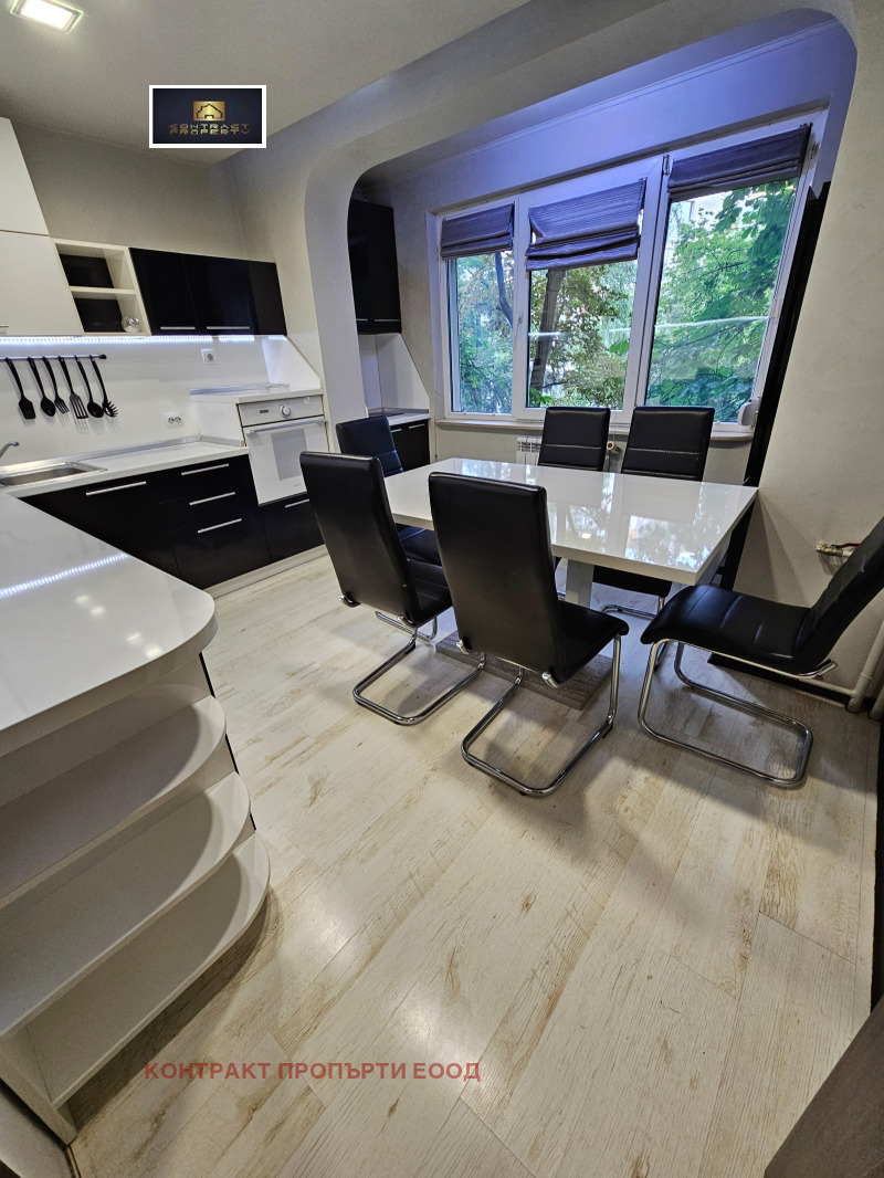 De inchiriat  1 dormitor Sofia , Crasno selo , 70 mp | 32149421