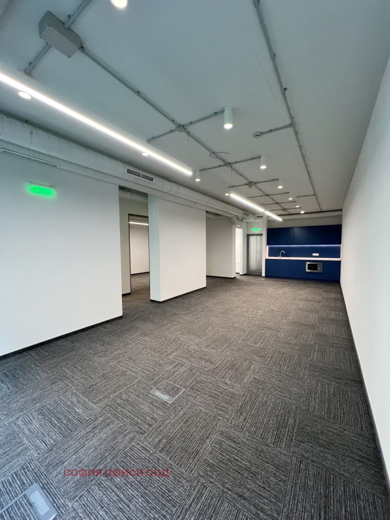 Дава под нем  Офис, град София, Изток • 1 735 EUR • ID 69239407 — holmes.bg - [1] 