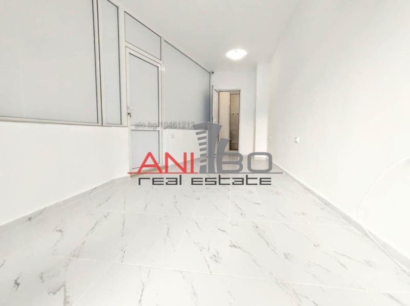 Te huur  Kantoor Varna , Zimno kino Trakija , 20 m² | 29901915 - afbeelding [2]