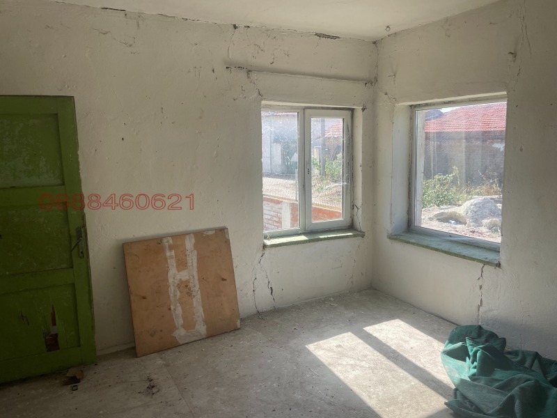 Дава под наем КЪЩА, с. Свирково, област Хасково, снимка 3 - Къщи - 52788493