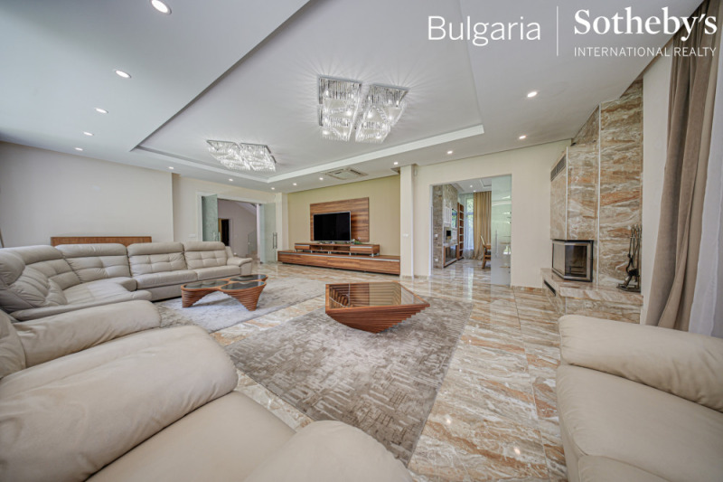 Para alugar  Casa Sofia , m-t Kambanite , 700 m² | 24031268 - imagem [8]