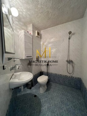 1 bedroom Vazrazhdane, Burgas 12