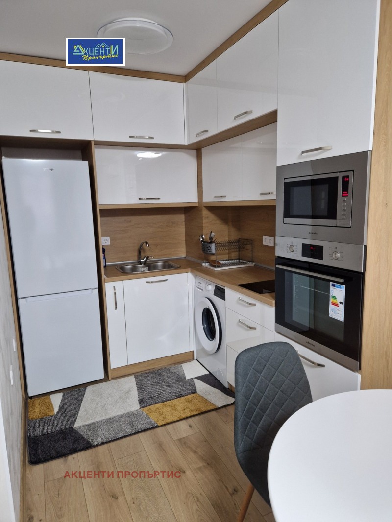 Zu vermieten  1 Schlafzimmer Weliko Tarnowo , Kolju Fitscheto , 70 qm | 63804200