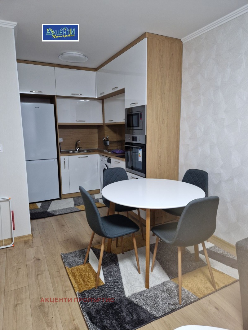 Zu vermieten  1 Schlafzimmer Weliko Tarnowo , Kolju Fitscheto , 70 qm | 63804200 - Bild [2]