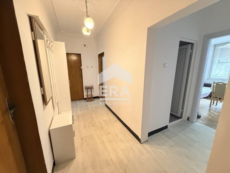 Дава под наем 4-СТАЕН, гр. Варна, Център, снимка 12 - Апартаменти - 55526380