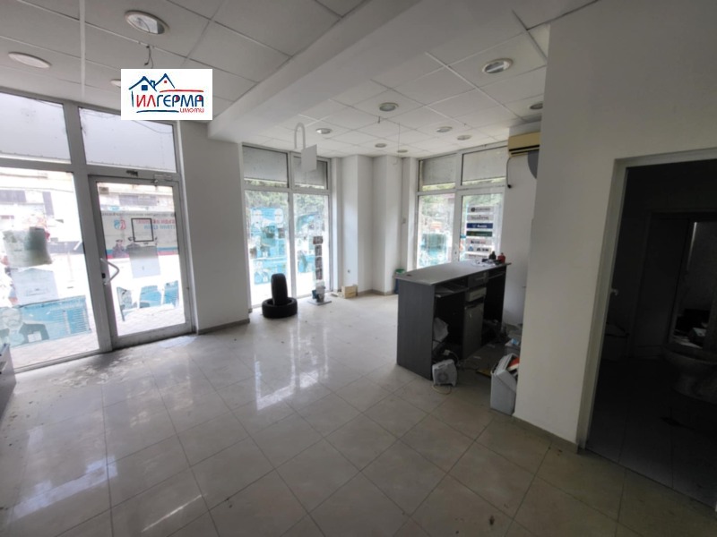 Дава под наем МАГАЗИН, гр. Гълъбово, област Стара Загора, снимка 3 - Магазини - 52602699