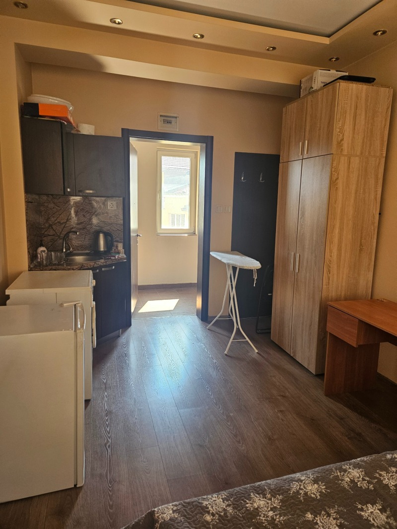 Дава под наем 1-СТАЕН, гр. София, Център, снимка 2 - Апартаменти - 53043120